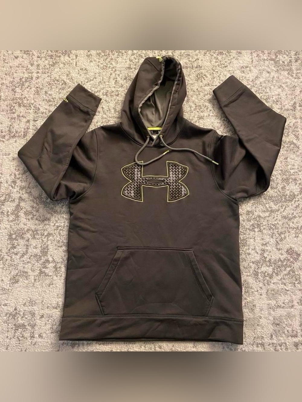 Under Armour Grey & Neon Green Hoodie Size Large